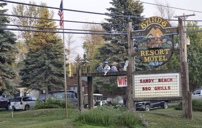 Sands Resort Motel - Web Listing (newer photo)